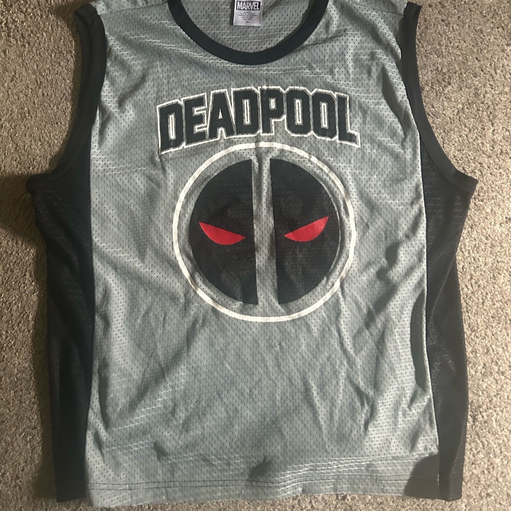 Marvel Deadpool Mesh Tank Top - Black, Gray, and Red